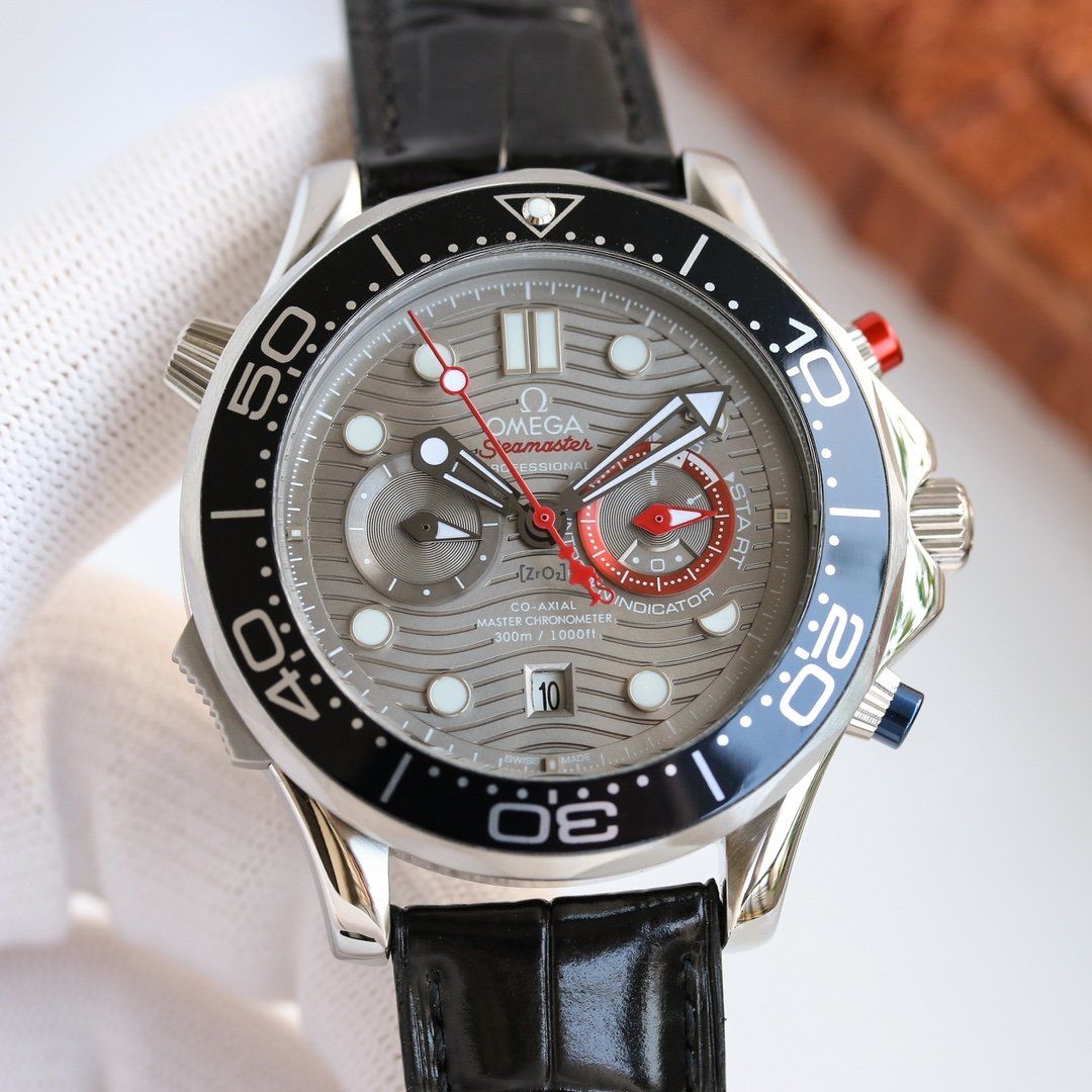 Omega Watch OMW00093-2