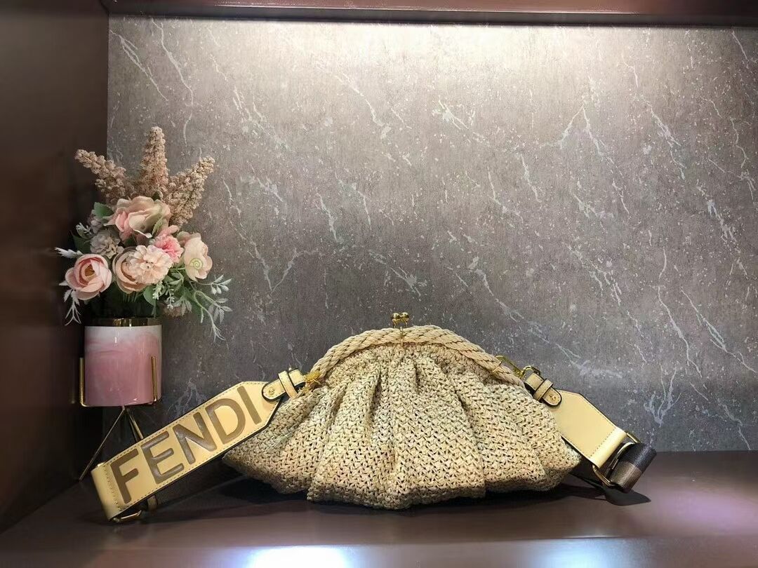 FENDI  raffia bag F7641 Beige