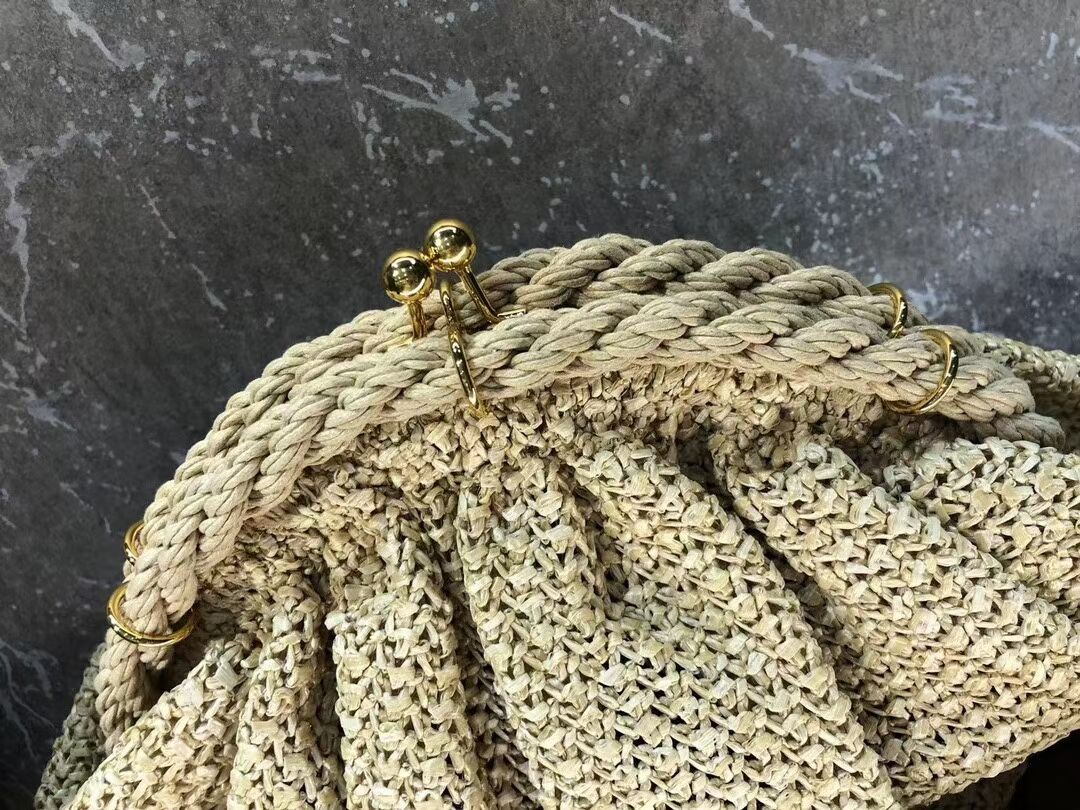 FENDI  raffia bag F7641 Beige