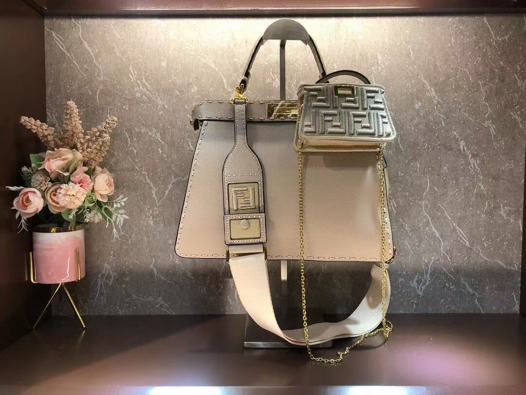 Fendi Peekaboo ISeeU MEDIUM leather bag F8637 Beige