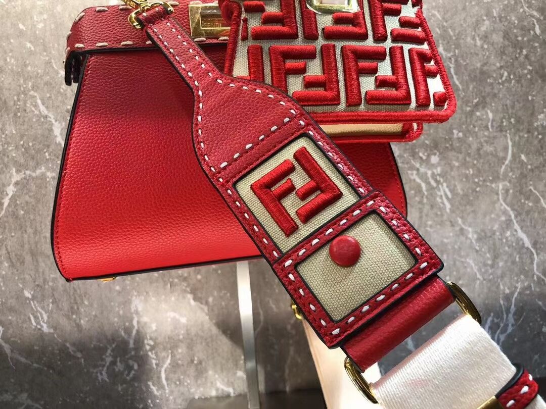 Fendi Peekaboo ISeeU Small leather bag F8636 RED