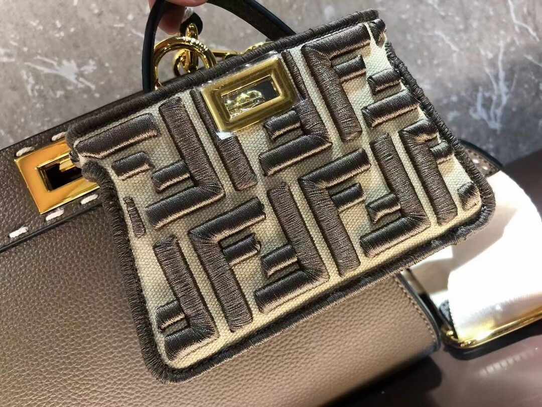 Fendi Peekaboo ISeeU Small leather bag F8636 gray