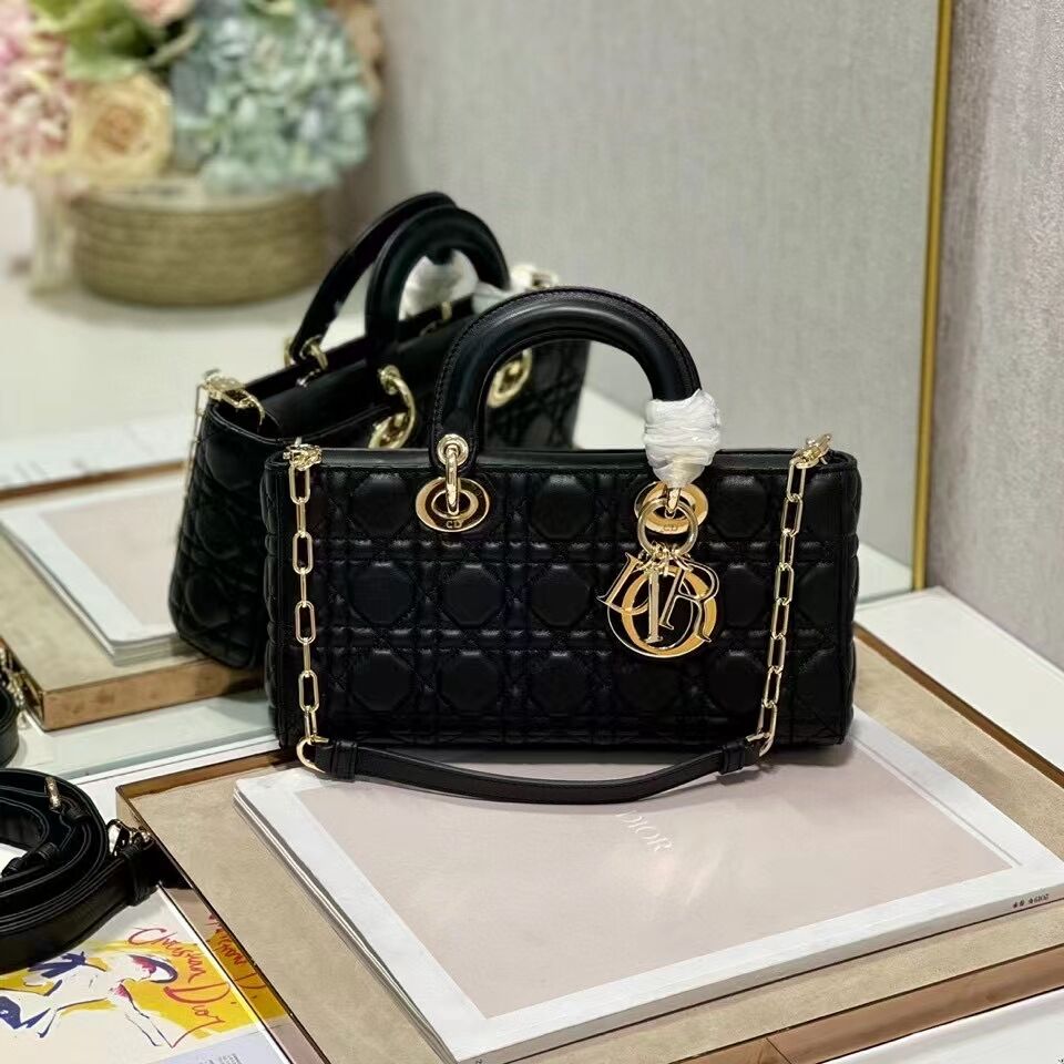 MEDIUM LADY DIOR BAG Cannage Lambskin C2820 black