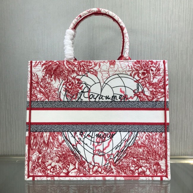 DIOR BOOK TOTE Embroidery C1286-23