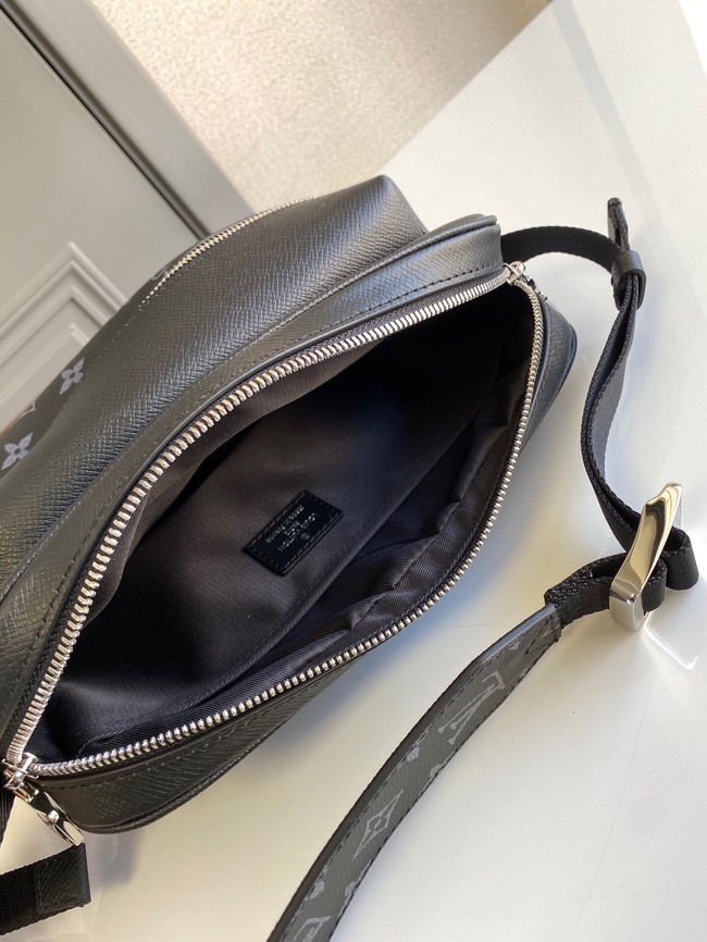 Louis Vuitton OUTDOOR MESSENGER M30233 black