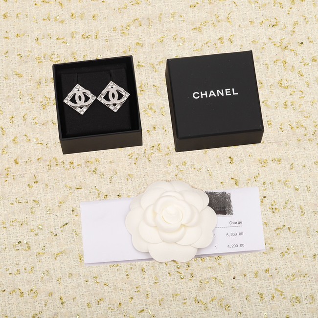 Chanel Earrings CE7917