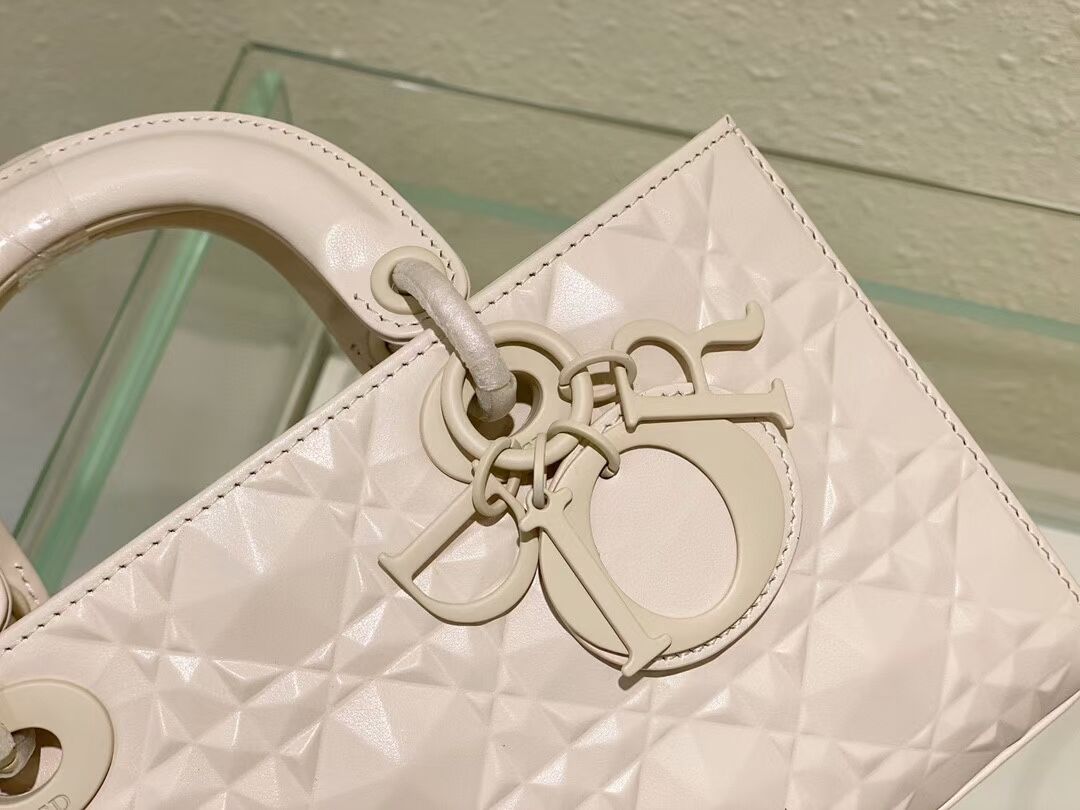 MEDIUM LADY DIOR BAG Cannage Lambskin C2811 CREAM