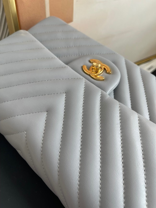 Chanel classic handbag Lambskin & gold Metal V01112 gray