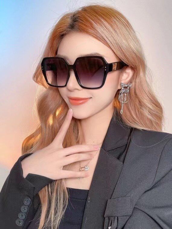 Chanel Sunglasses Top Quality CHS00186