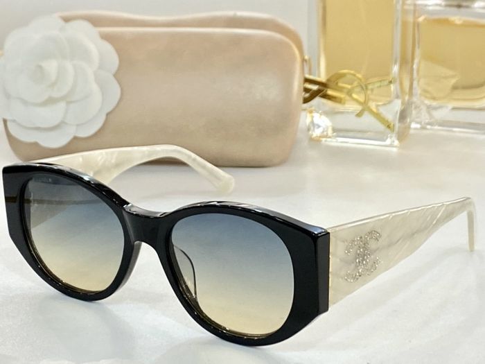 Chanel Sunglasses Top Quality CHS01683