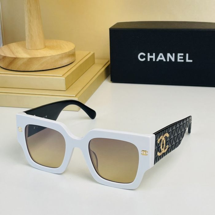 Chanel Sunglasses Top Quality CHS01687