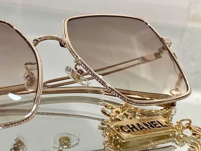Chanel Sunglasses Top Quality CHS01747