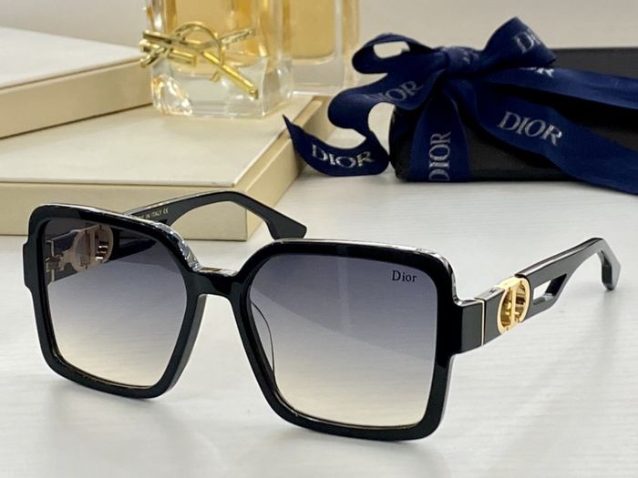 Dior Sunglasses Top Quality DIS00324