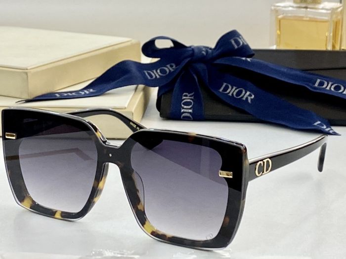 Dior Sunglasses Top Quality DIS00437