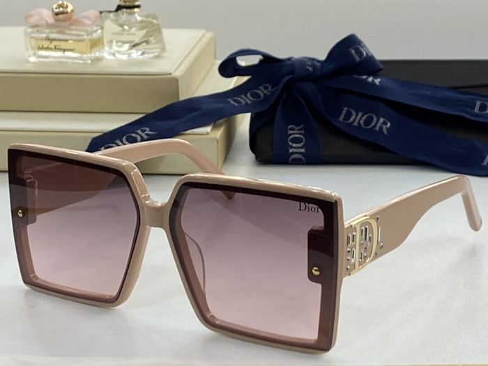 Dior Sunglasses Top Quality DIS00438
