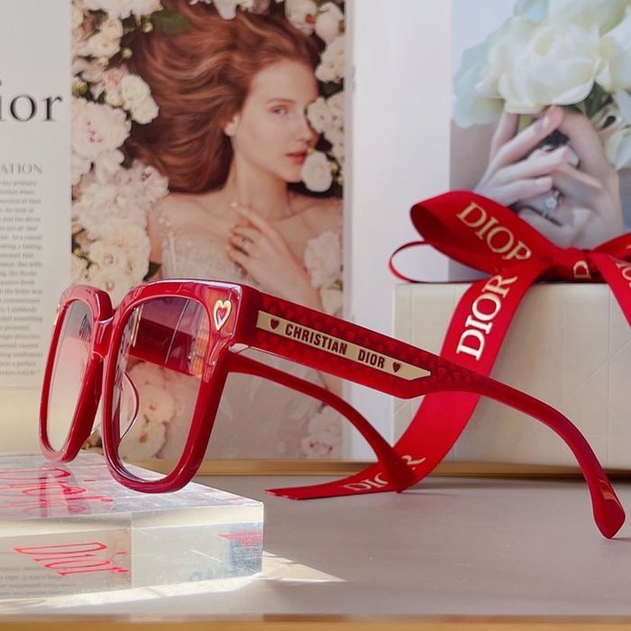 Dior Sunglasses Top Quality DIS00533