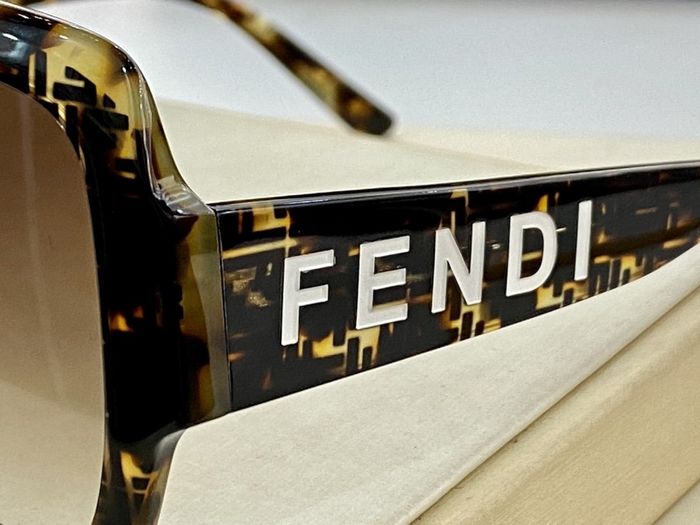 Fendi Sunglasses Top Quality FDS00342