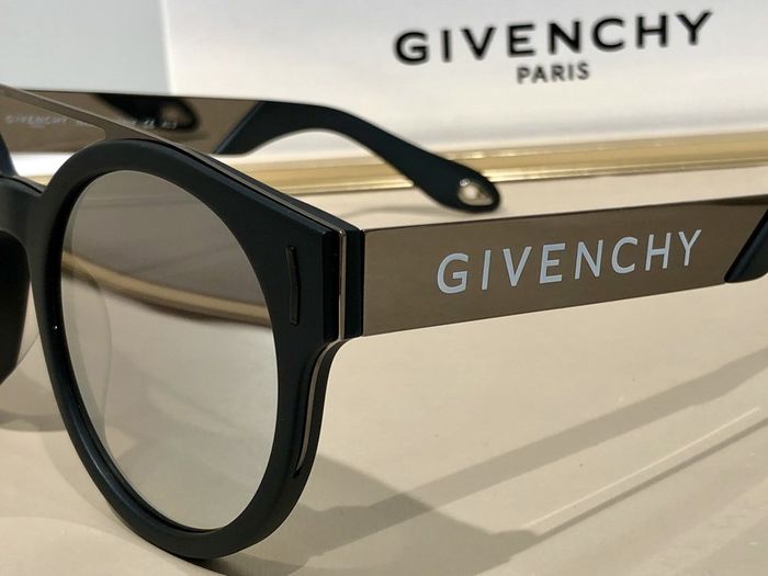 Givenchy Sunglasses Top Quality GIS00039