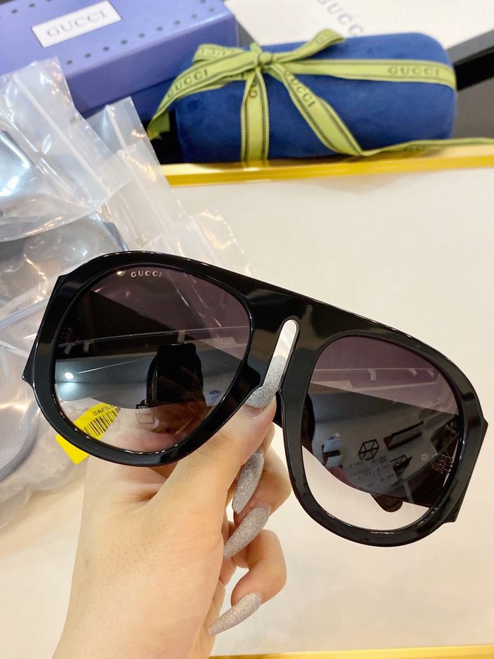 Gucci Sunglasses Top Quality GUS00016