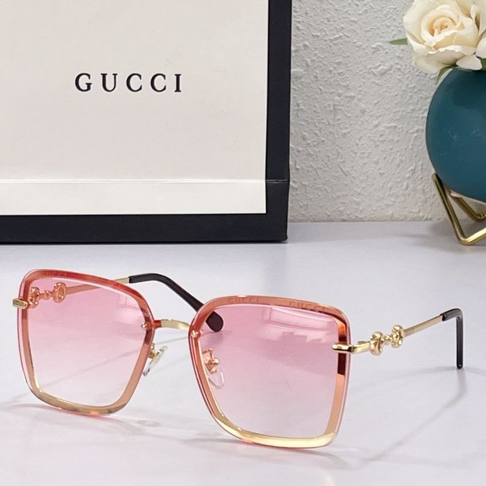 Gucci Sunglasses Top Quality GUS00022