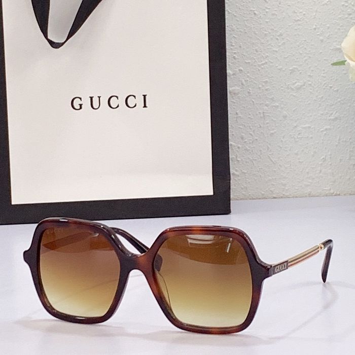 Gucci Sunglasses Top Quality GUS00024