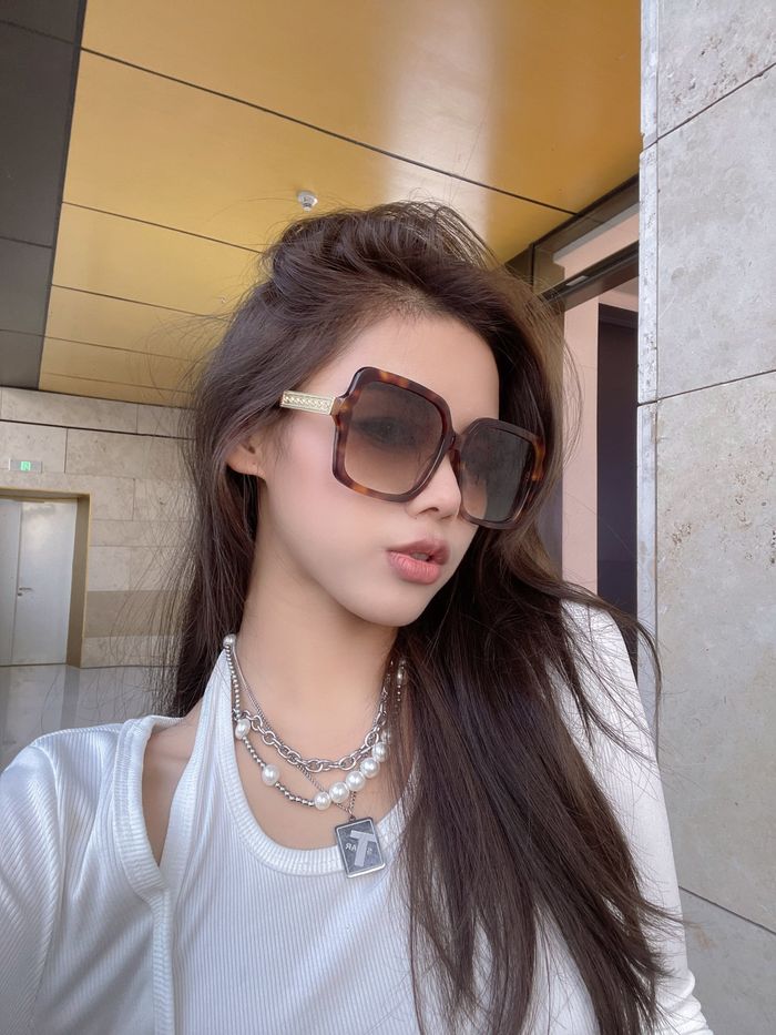 Gucci Sunglasses Top Quality GUS00061