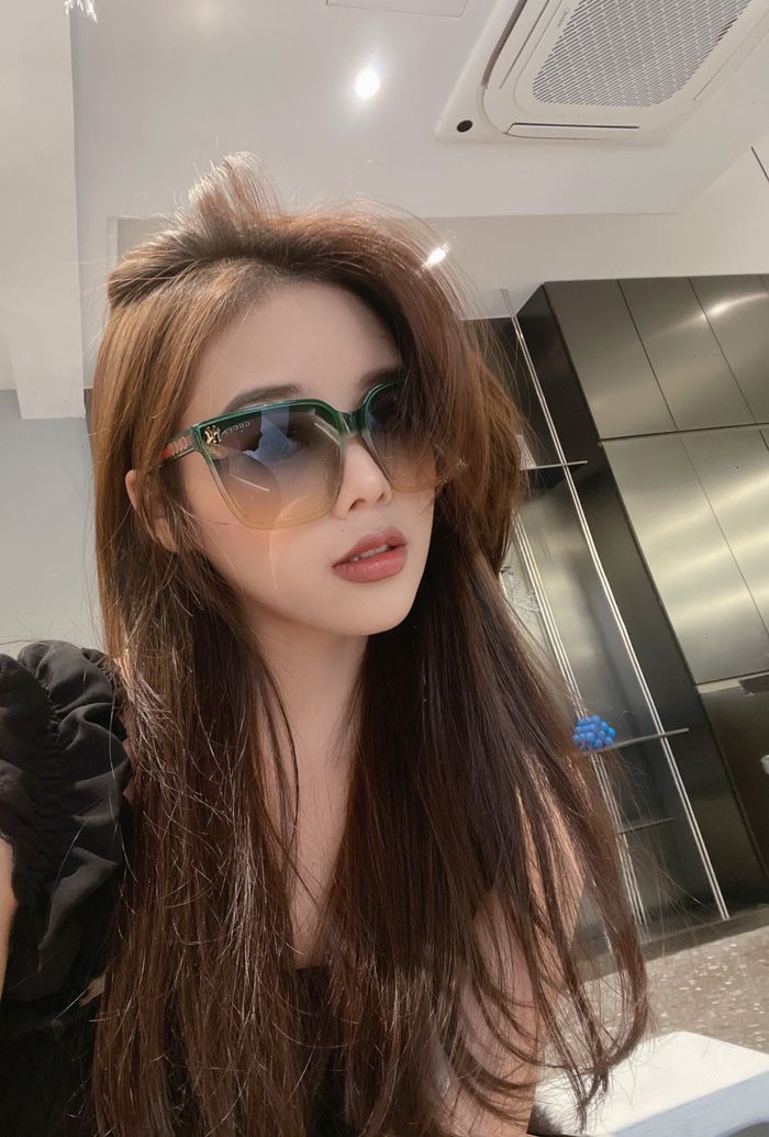 Gucci Sunglasses Top Quality GUS00062