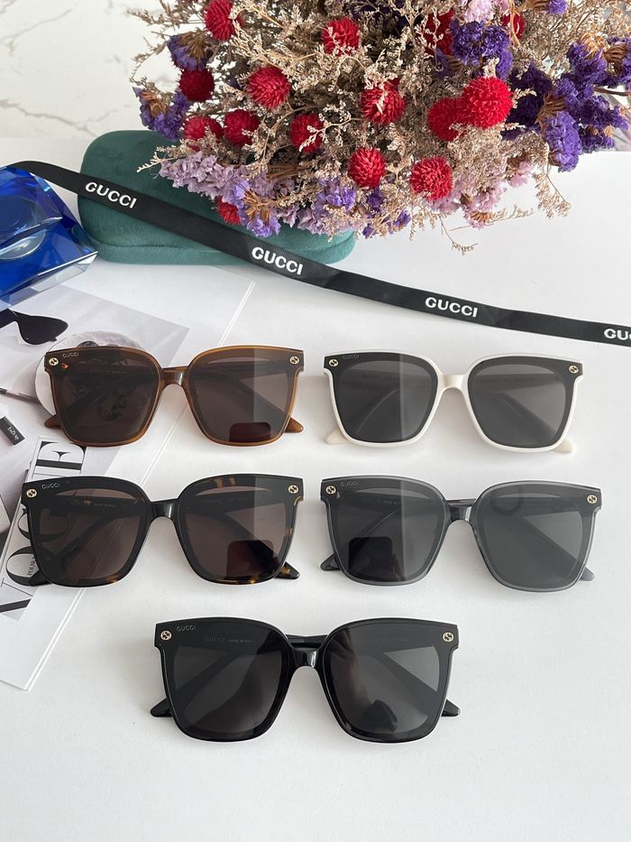 Gucci Sunglasses Top Quality GUS00136