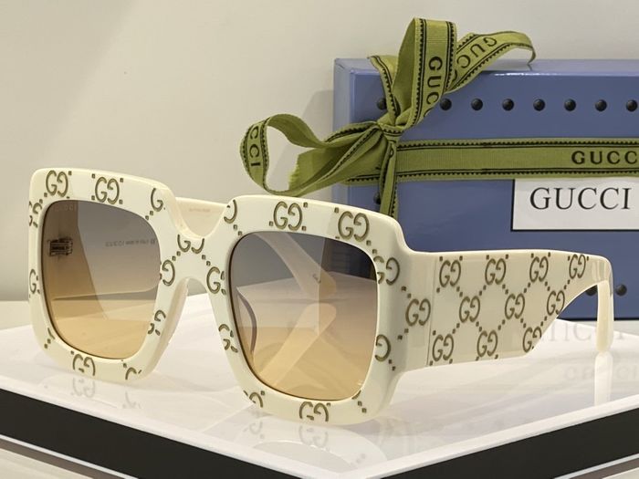 Gucci Sunglasses Top Quality GUS00140