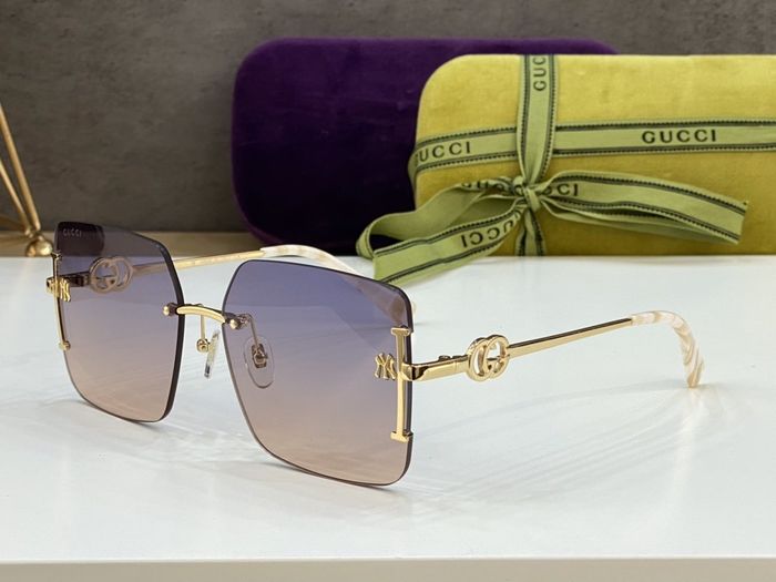Gucci Sunglasses Top Quality GUS00426