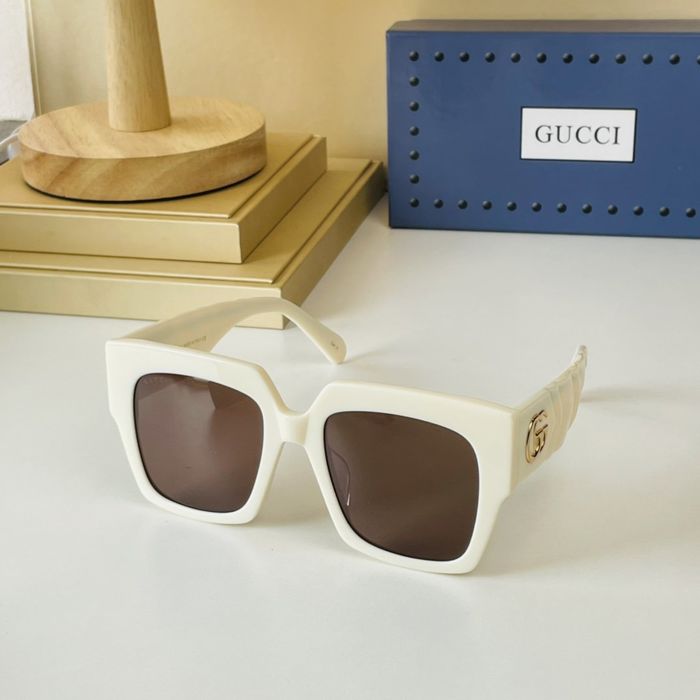 Gucci Sunglasses Top Quality GUS00440