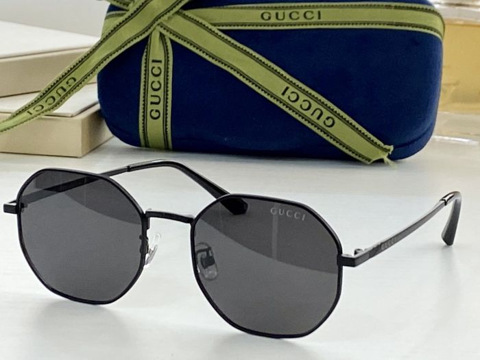 Gucci Sunglasses Top Quality GUS00519