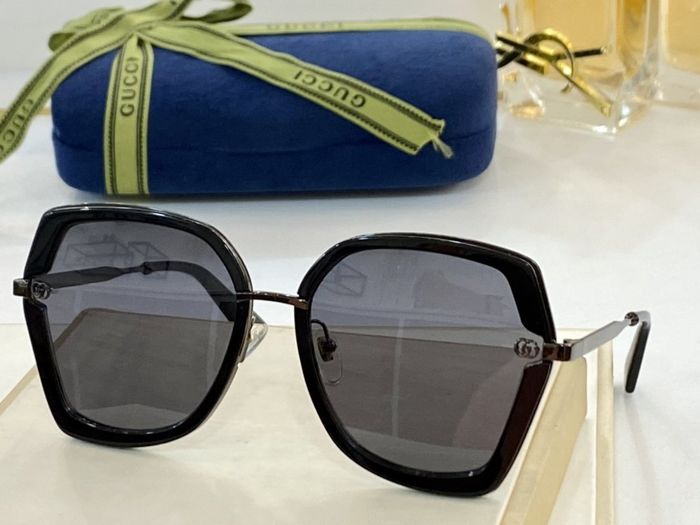 Gucci Sunglasses Top Quality GUS00605