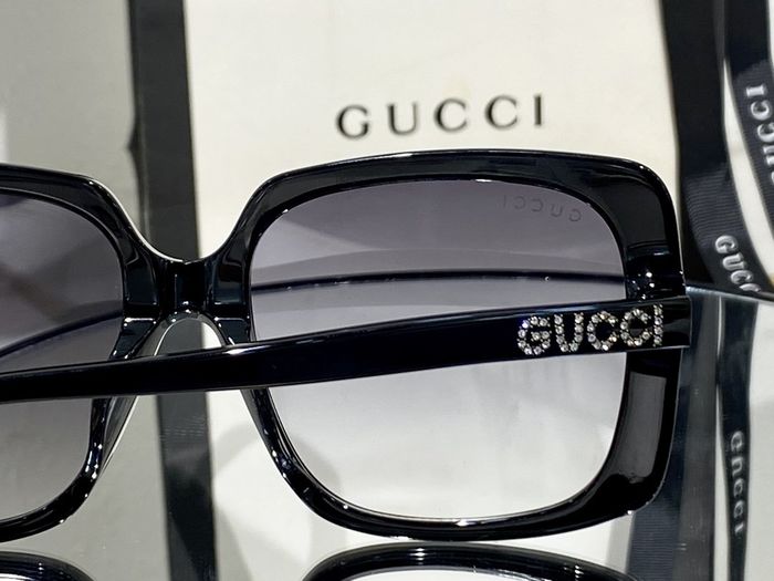 Gucci Sunglasses Top Quality GUS00608