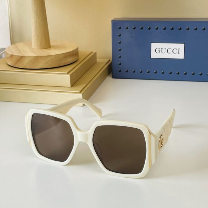 Gucci Sunglasses Top Quality GUS00619