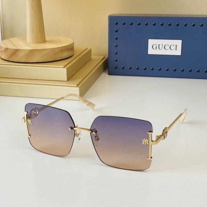 Gucci Sunglasses Top Quality GUS00621