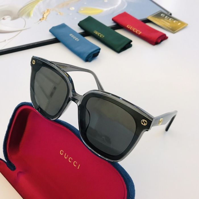 Gucci Sunglasses Top Quality GUS00652