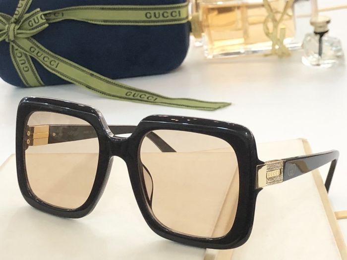 Gucci Sunglasses Top Quality GUS00665