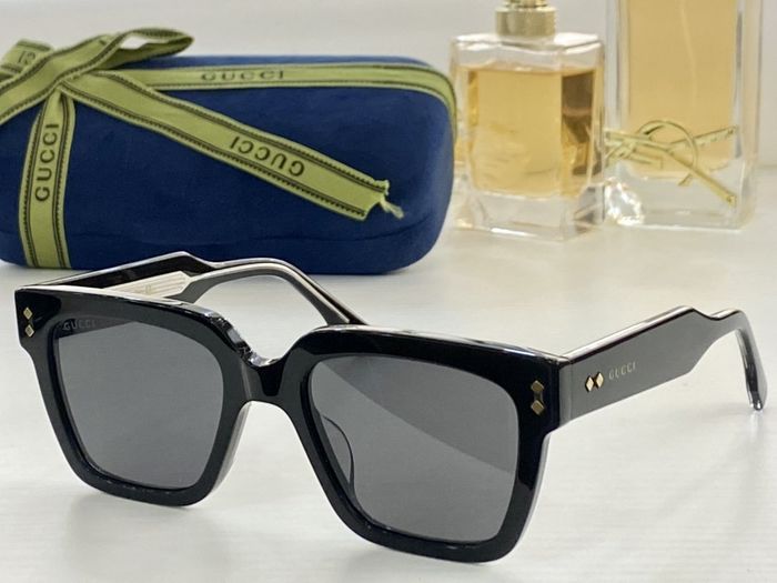 Gucci Sunglasses Top Quality GUS00889
