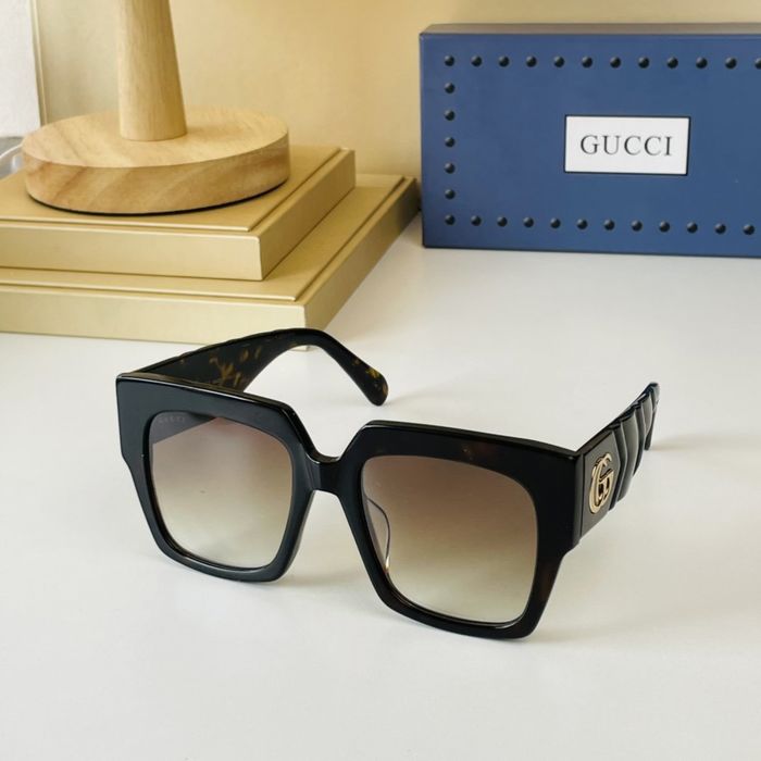 Gucci Sunglasses Top Quality GUS00974