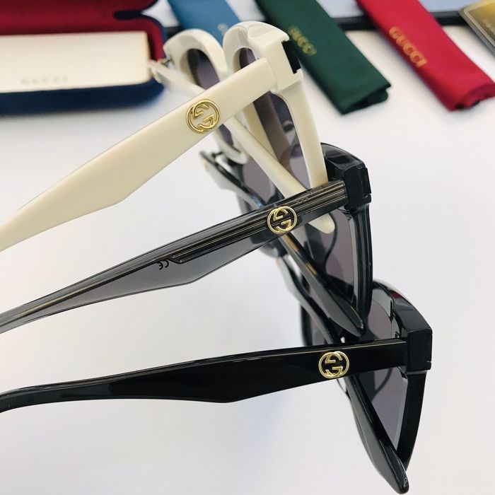 Gucci Sunglasses Top Quality GUS01008