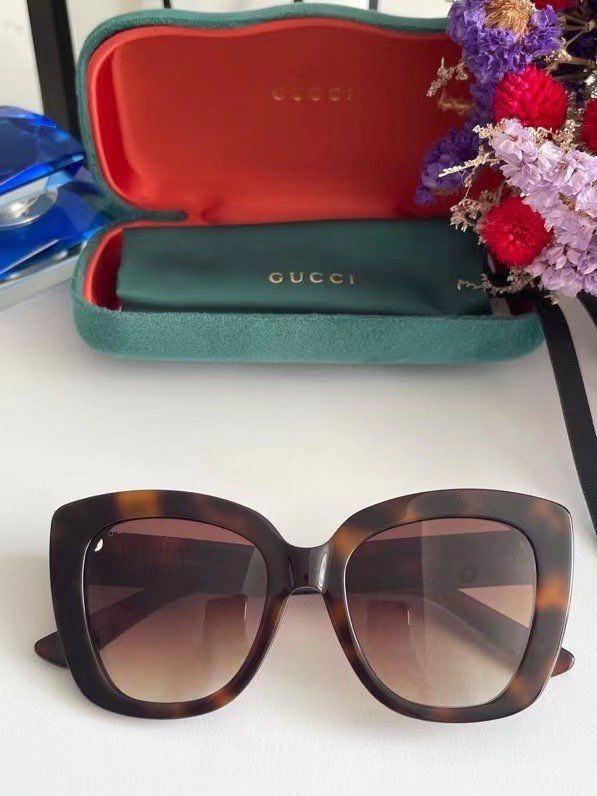 Gucci Sunglasses Top Quality GUS01026