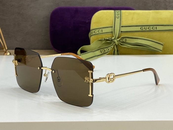 Gucci Sunglasses Top Quality GUS01137