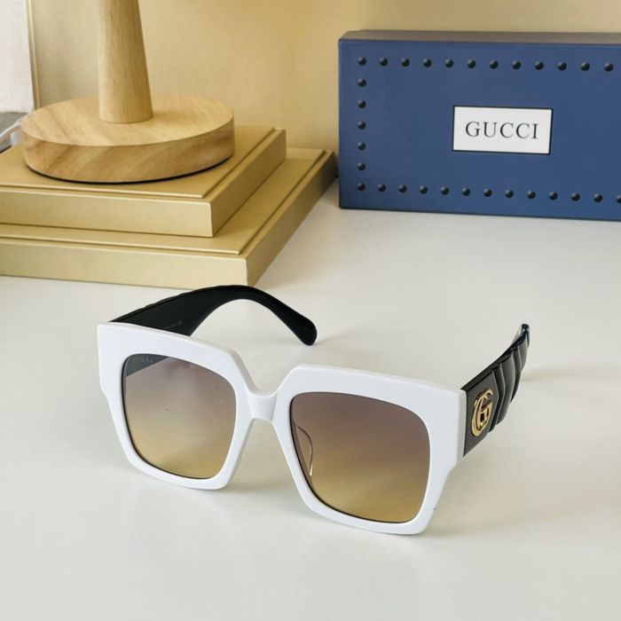 Gucci Sunglasses Top Quality GUS01151