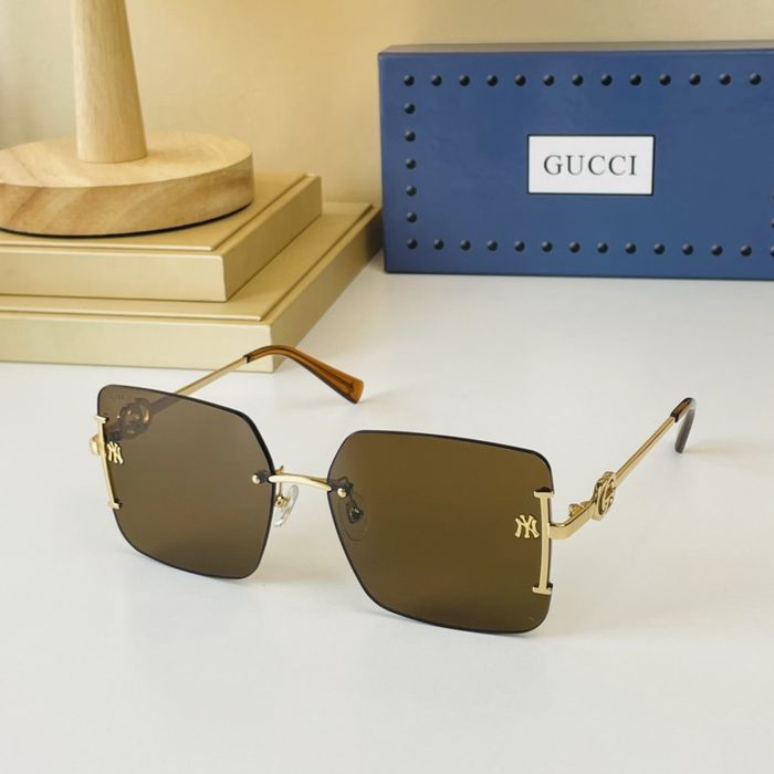 Gucci Sunglasses Top Quality GUS01154