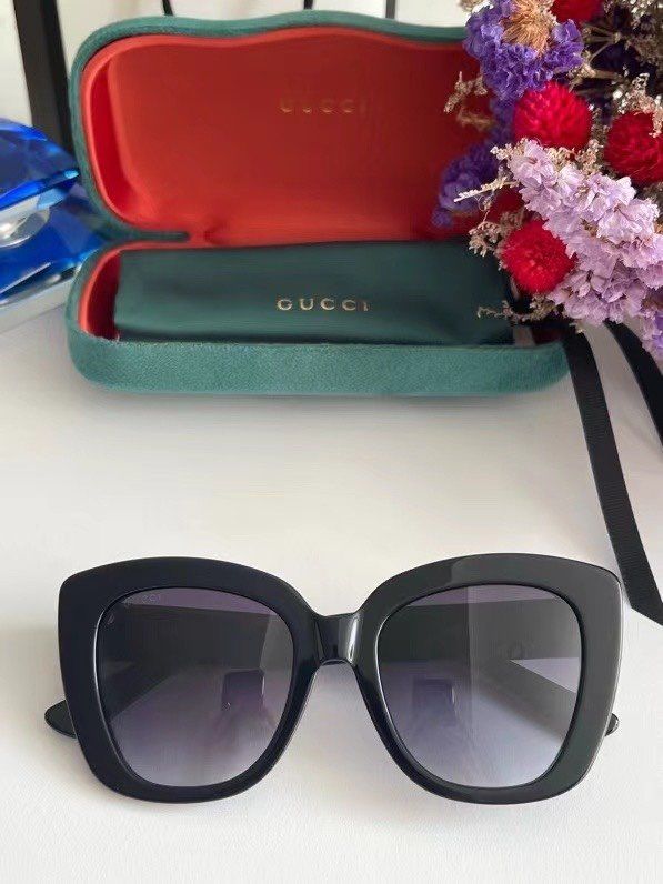 Gucci Sunglasses Top Quality GUS01202