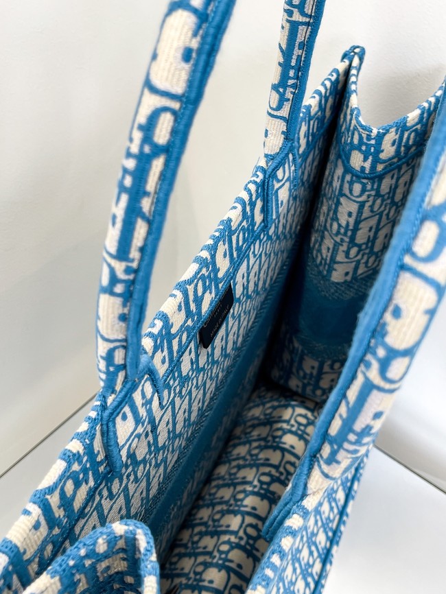 DIOR BOOK TOTE Embroidery C1286-26 blue