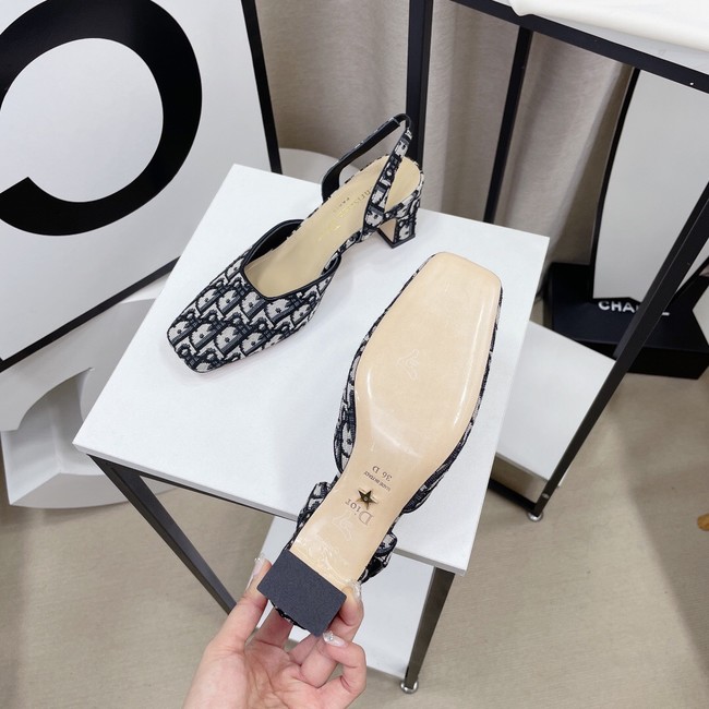 Chrisitan Dior Shoes 81910-3 Heel 5.5CM