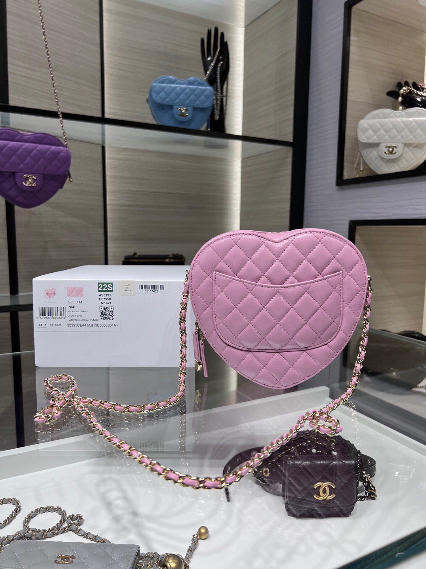 Chanel 2022S Love Heart Original Lambskin Crossbody Chain Bag AS3191Y Pink