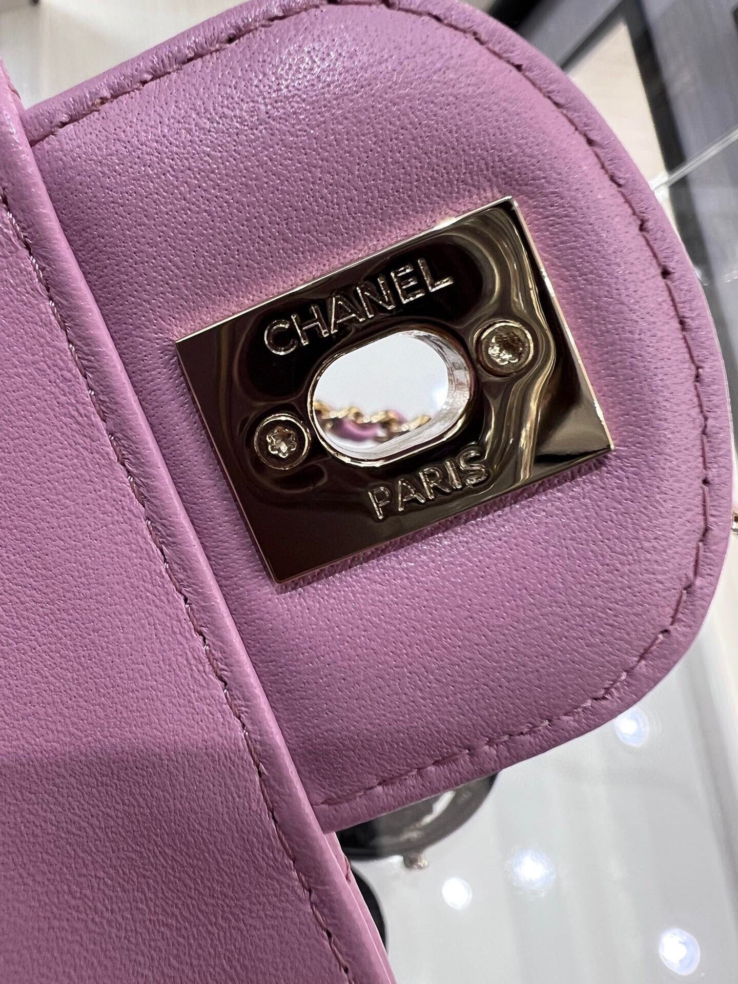 Chanel 2022S Love Heart Original Lambskin Crossbody Chain Bag AS3191Y Pink